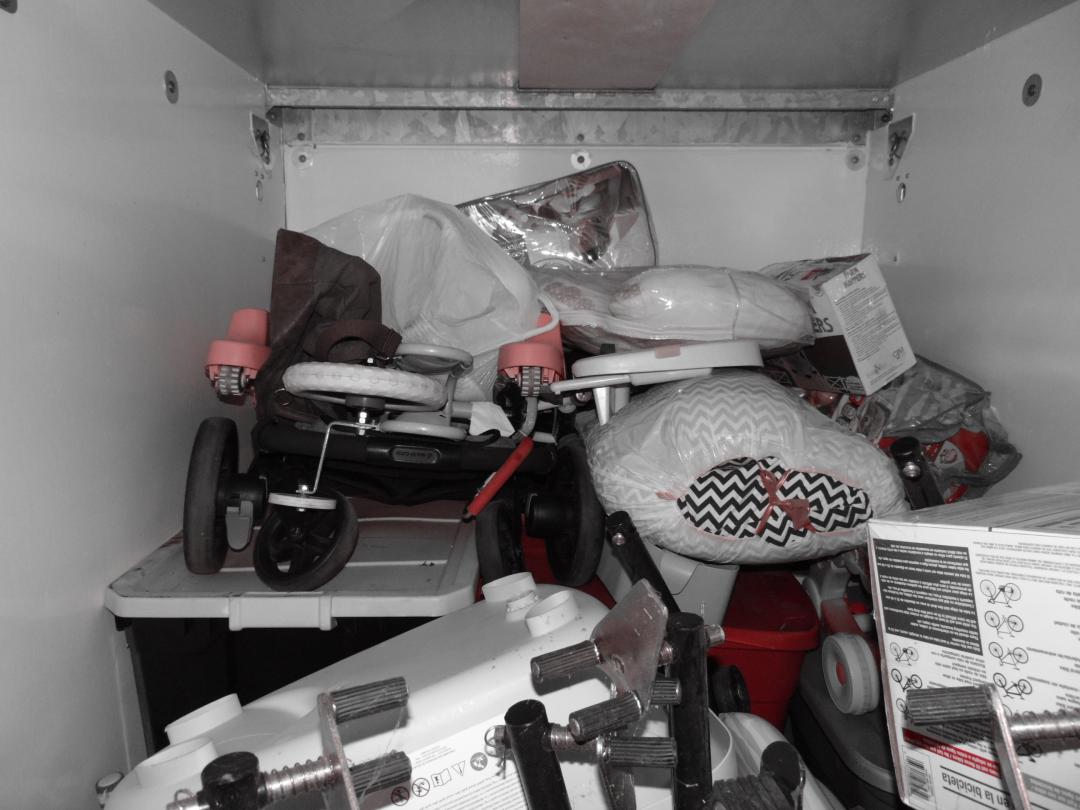 Storage Unit Auction in Cicero, IL at UHaul Of Cicero ends on 2nd